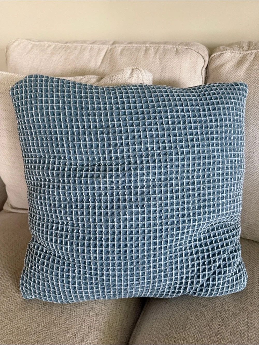 ❤️3 for $15❤️ Textured Blue Waffle Knit Accent Pillow, 20”